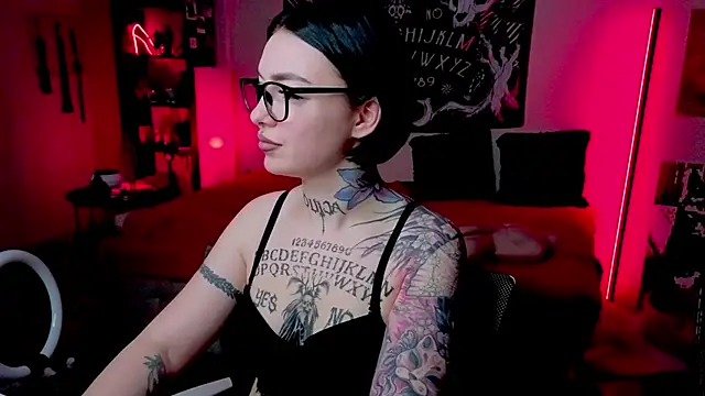 Magic_Allie live XXX chat