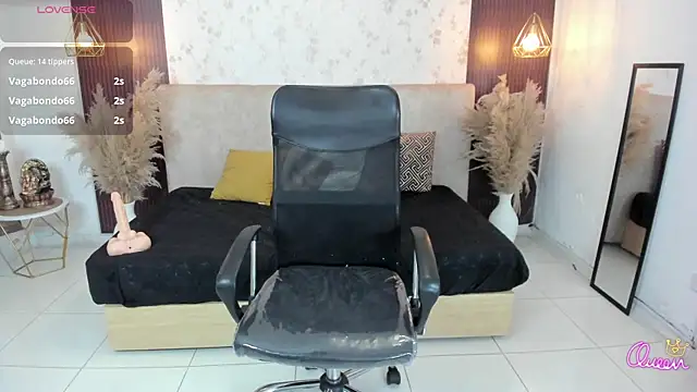 Živý XXX chat IvannaRosse_