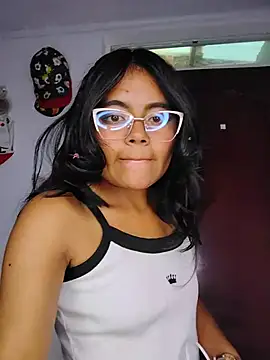VaneMoon's Live XXX Chat