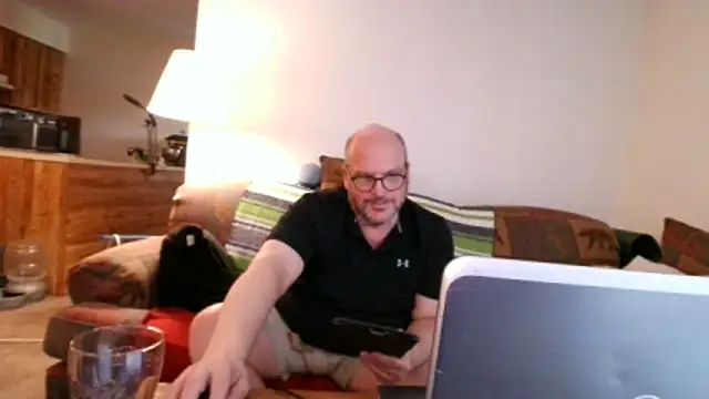 Ursulet_US' Live XXX Chat