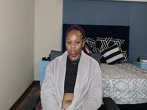 QUEENMANDYY 现场XXX聊天