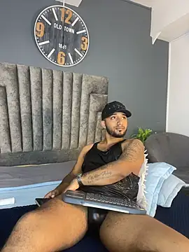Chatroom XXX en direct de Robin_Rief