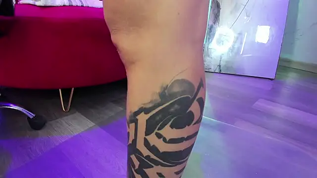 Lucy_Doll8のライブXXXチャット