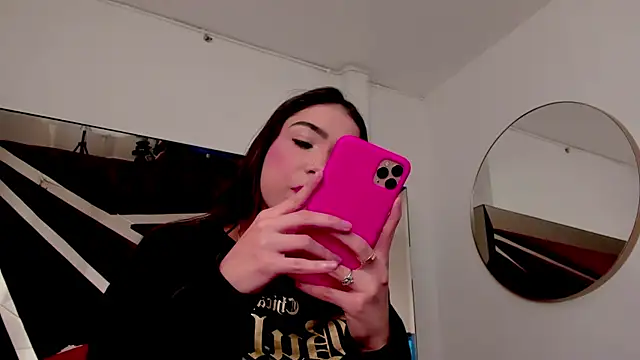 XXX chat uživo modela FaloonRoussel