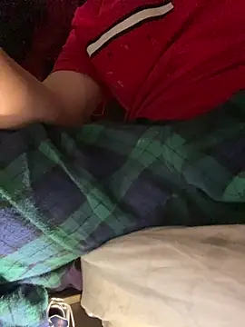 XXX chat uživo modela GusanoDelicioso
