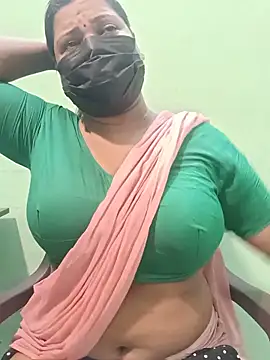 XXX chat uživo modela Tamil_Milf