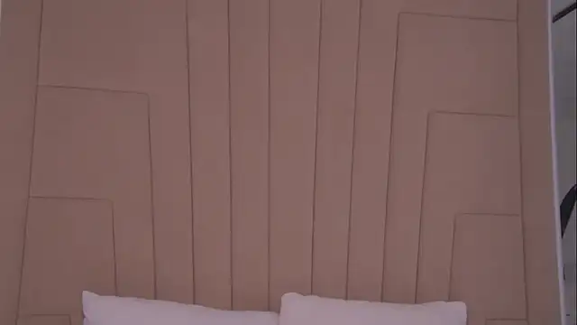 GinaFleming – Naživo XXX chat