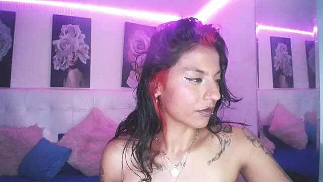 SamathaMay 라이브 XXX 채팅