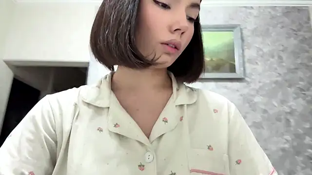 XXX chat uživo modela MarylnMonnier