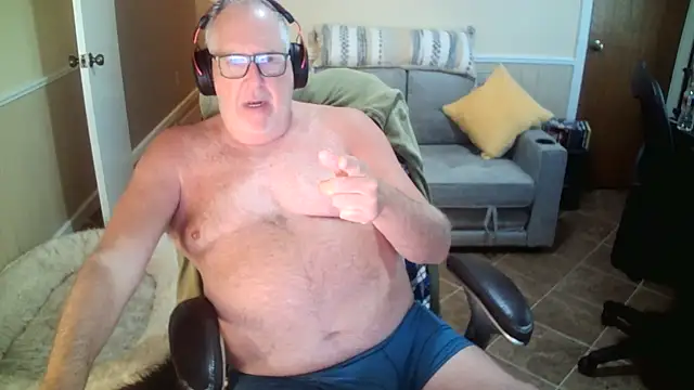 Chatroom XXX en direct de superbearboss
