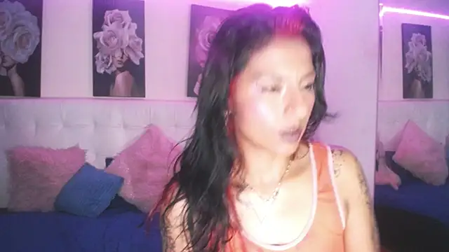Chatroom XXX en direct de SamathaMay
