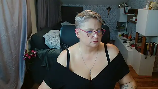 bigtits4you Chat XXX in diretta
