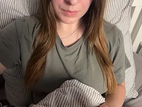 Lucyschickt Obrolan Langsung XXX