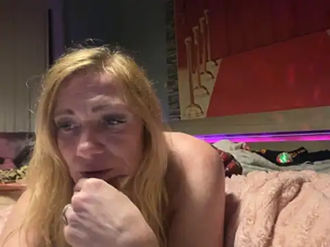 Živý XXX chat RoxyBlume