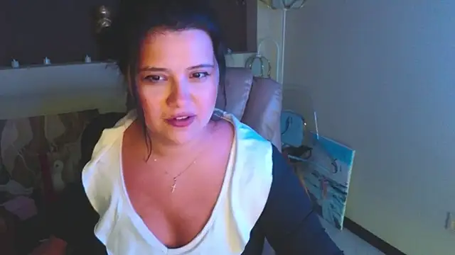 Malika_uAngel Chat XXX in diretta