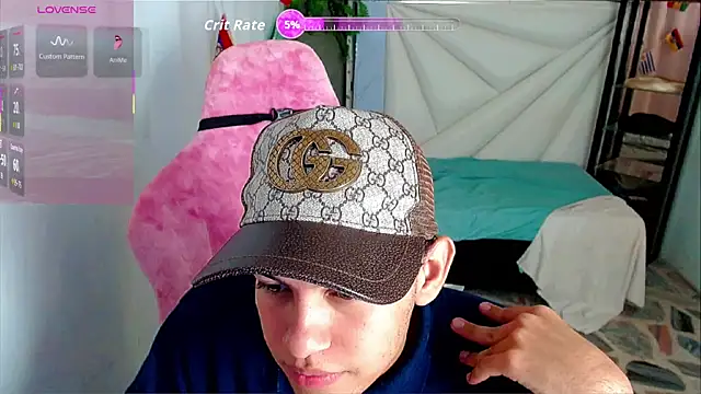Top_and_bottom's Live XXX Chat