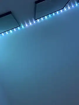 XXX chat uživo modela Mbabby0