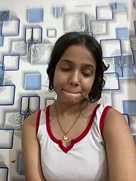 sanjna0122's Live XXX Chat