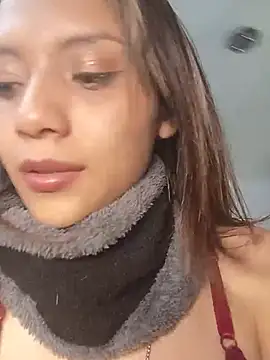 Dama_Scarlata18's Live XXX Chat