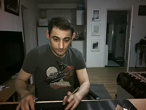 XXX chat uživo modela mihaimichael