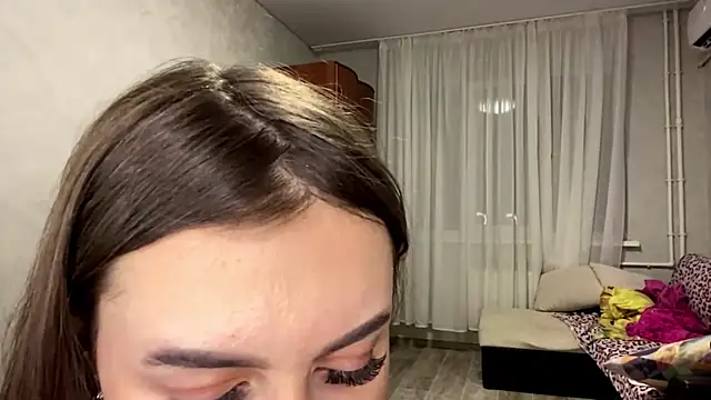 StephaniCute Adlı Modelin Canlı XXX Sohbeti