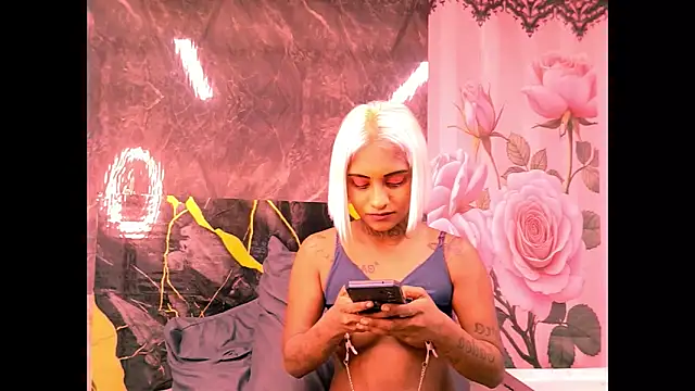 Chat XXX en directo de indian_barbie