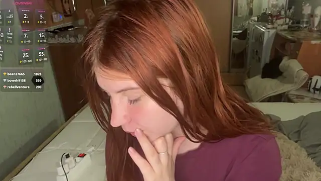 XXX chat uživo modela EmmaLovelyBB