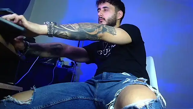 XanderCage99 Chat XXX in diretta