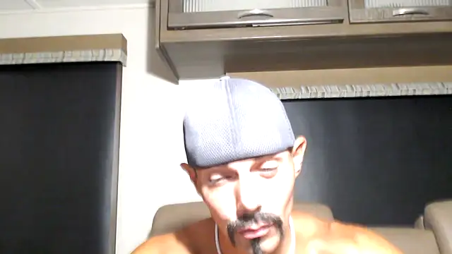 ThickD2C Live XXX Chat