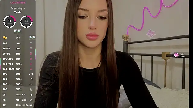 XXX chat uživo modela JennyRuthJP
