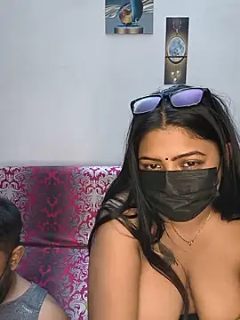deepika-roy Chat XXX in diretta