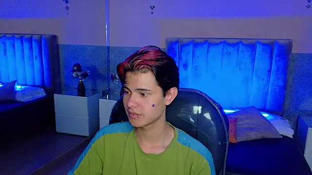 Derek_Sinn Chat XXX live