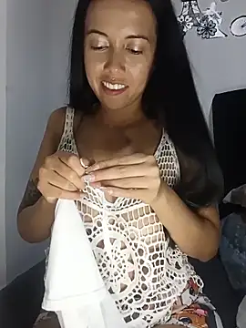 MiaForever1's Live XXX Chat