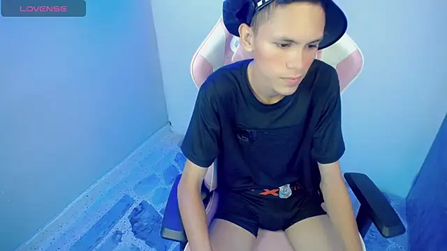 Chat +18 de sombra_18 ao vivo