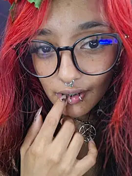 carolinerue – Naživo XXX chat