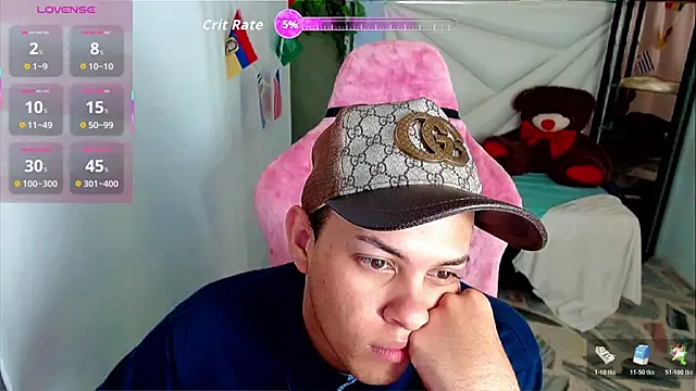 Top_and_bottom Live XXX-Chat