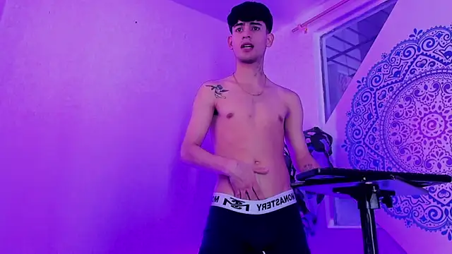XXX chat uživo modela kroddy_sw_x