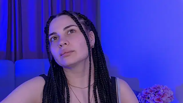 XXX chat uživo modela AdrianaToress