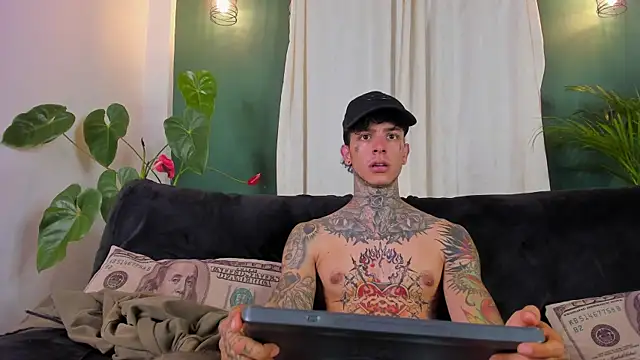 Aron_ford's Live XXX Chat