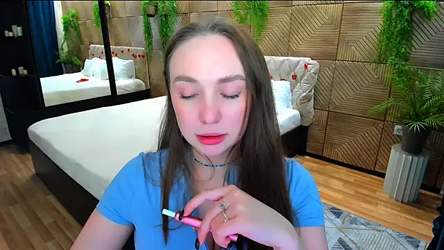 TrueReincarnation's Live XXX Chat