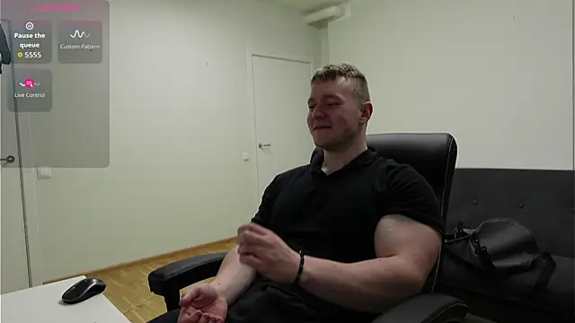 Richard_Dullas Chat XXX in diretta