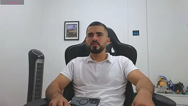 Chat +18 de Massimoo_07 ao vivo