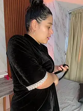XXX chat uživo modela floriamANDjazmin