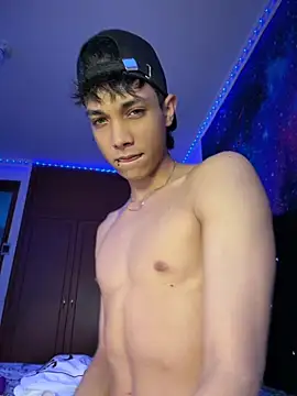 RoughDiamond_ live XXX chat