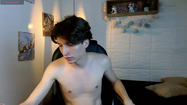 Chat XXX en directo de Marcoviolet