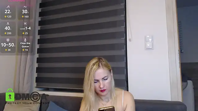 צ'אט XXX בשידור חי של Eyes_Angel