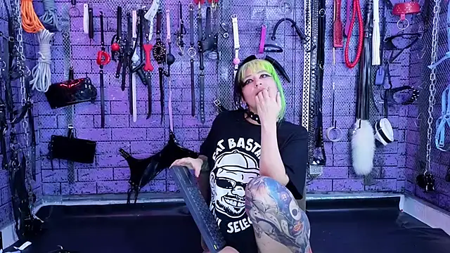 Chat +18 de PANDORANEZZ ao vivo