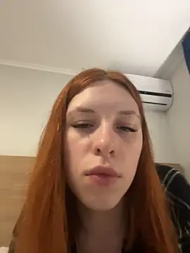 Chat XXX en directo de Mikka_Blush