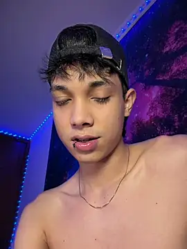 RoughDiamond_ লাইভ XXX চ্যাট