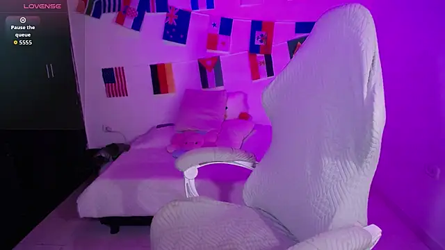 Jully_dreams live XXX chat